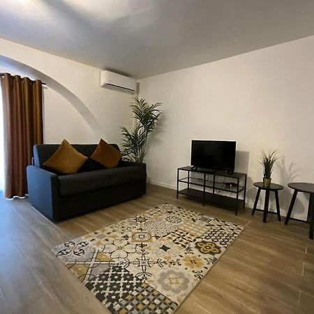 Ks Paris Studio Appart Near Station Gare Du Nord And Gare De L Est Exterior photo