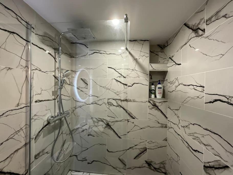 Ks Paris Studio Appart Near Station Gare Du Nord And Gare De L Est Exterior photo